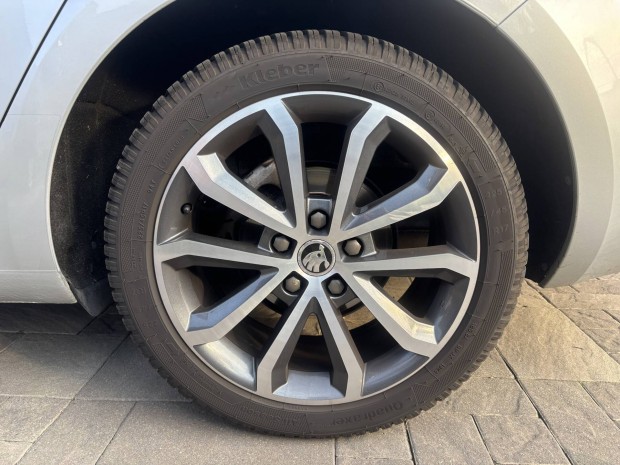 Kleber Quadraxer 3 225/45R17 4 évszakos gumi 4db