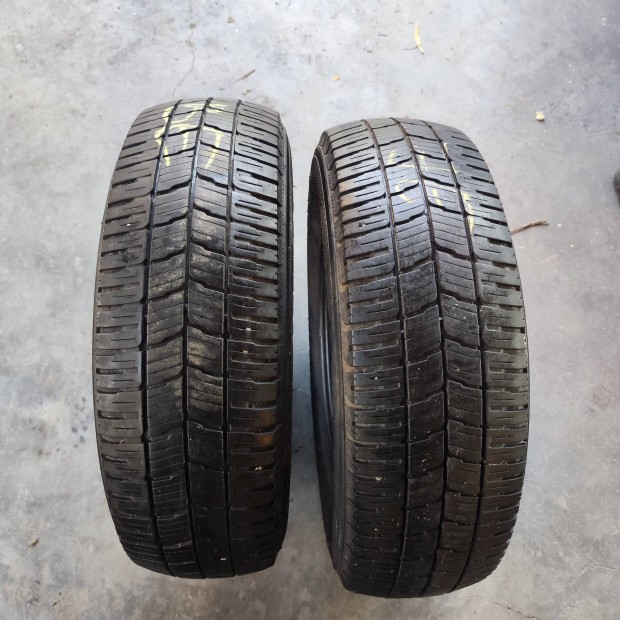 Kleber Transpro 4S 215/70 r15c 2db