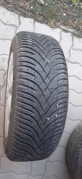 Kleber tligumi garnitra 205/60R16