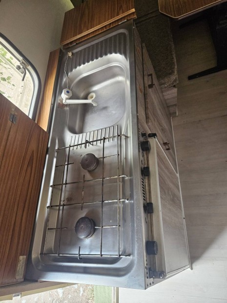 Klms Tec Caravans  lakkocsi rvnyes forgalmival s mszakival 