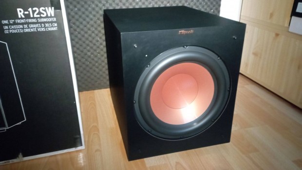 Klipsch R-12SW aktív mélyláda