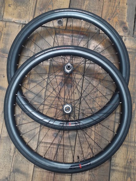 Kls Flint_DT_Shimano Tiagra tts gravel kerkszett 12x100/12x142