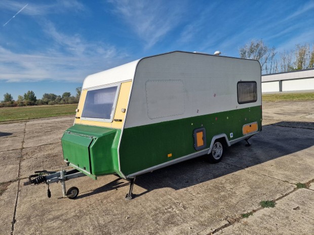 Knaus 500 összkomfortos lakokocsi (zuhany,wc,atfolyos csap)