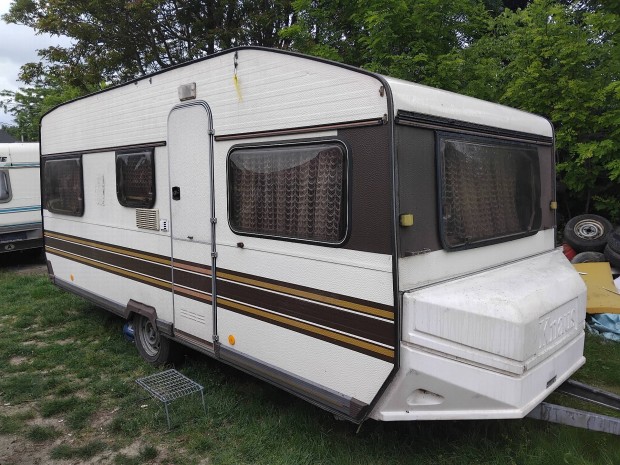 Knaus 540 Lakkocsi Teleptsre Zuhany Wc