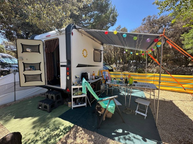 Knaus Deseo Box knny lakkocsi