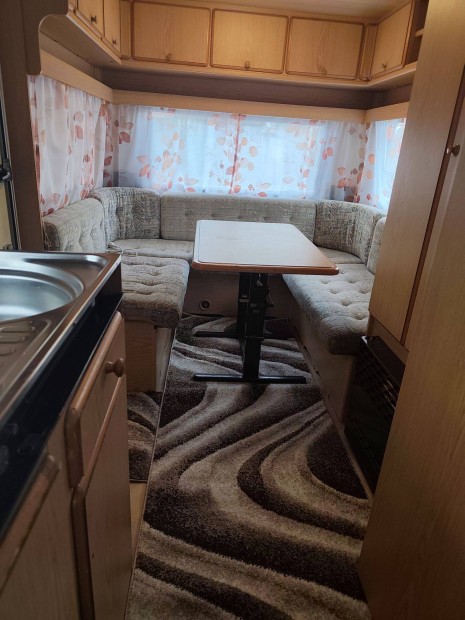 Knaus lakokocsi 1991 vjrat