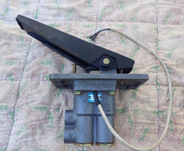 Knorr mb4516 pedlszelep.