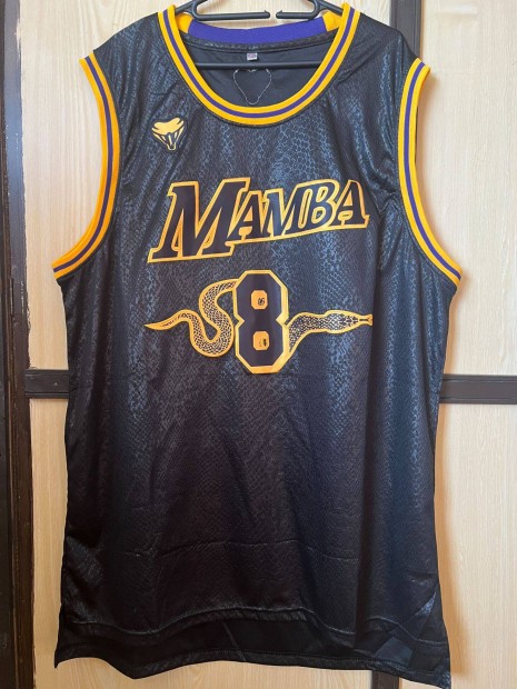 Kobe Bryant ujjatlan Mamba 8-24 XXL-es pol