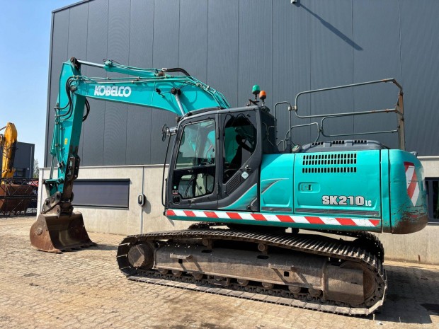 Kobelco SK210LC-9 / Üzemóra: 9 569 / Lízing 20%-tól