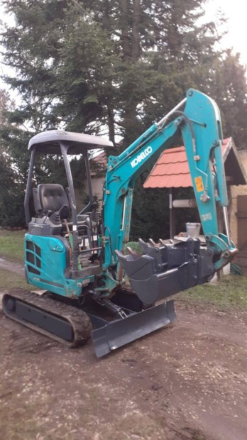 Kobelco yanmar kubota bobcat minikotr roks markolo elad