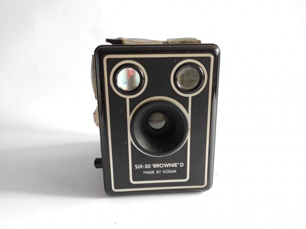 Kodak Brownie Six-20 Model D