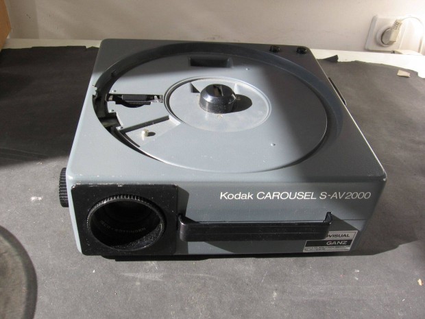 Kodak Carousel S AV 2000 krtras diavetit