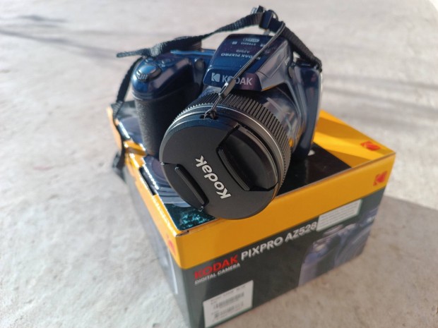 Kodak Pixpro Az528
