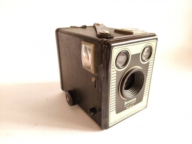 Kodak Six-20 Brownie Model C