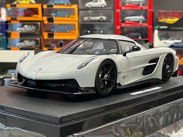 Koenigsegg Jesko Absolut 2022 1:18 1/18 GT-Spirit GT412 resin