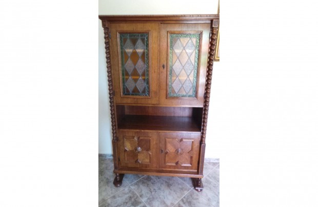 Koloni�l B�rszekr�ny