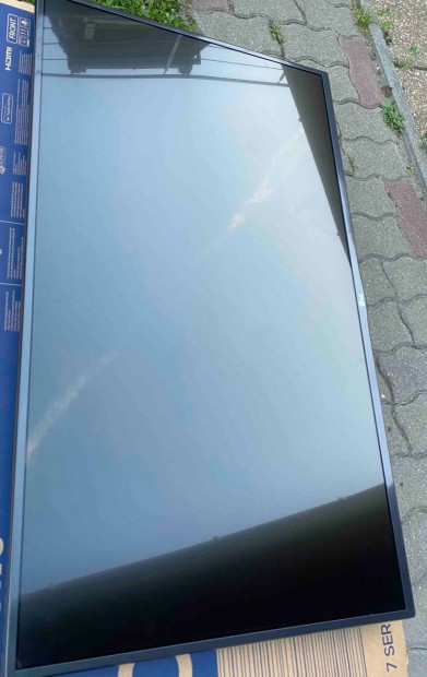 Költözés miatt eladó 42" LG megkímélt smart tévé