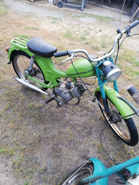 Komr 3 moped
