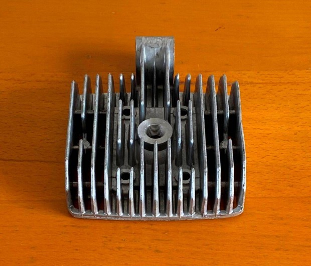 Komar, Romet hengerfej, gy�ri lengyel, �j