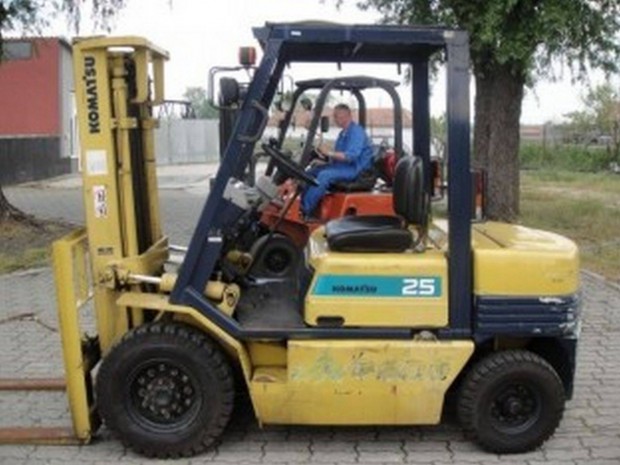 Komatsu FG25L-11 Hasznlt Targonca /649/