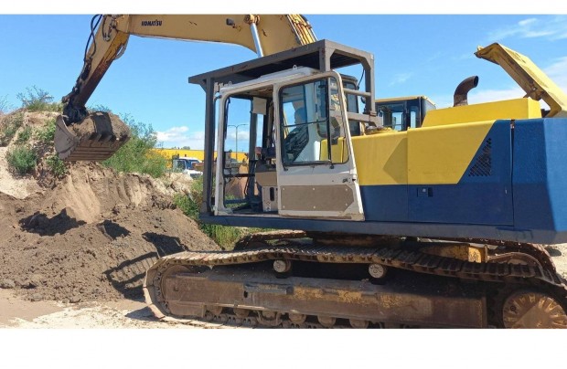 Komatsu PC240 l�nctalpas forg�kotr�
