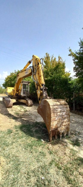 Komatsu PC240 lnctalpas kotr