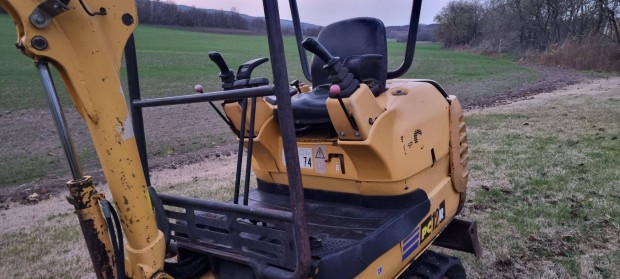 Komatsu PC 12 kismarkol