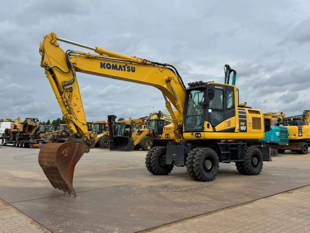 Komatsu PW180-11 / 2895 üzemóra / Lízing 20%-tól