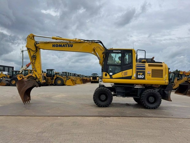 Komatsu PW180-11 / 3900 üzemóra / Lízing 20%-tól