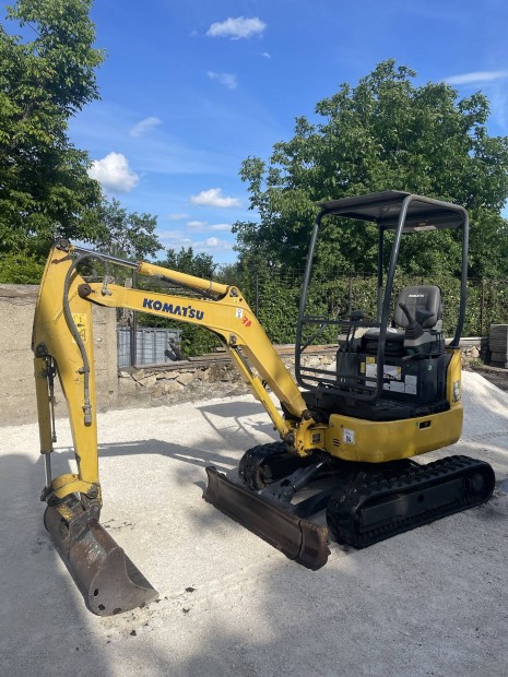 Komatsu minikotr 