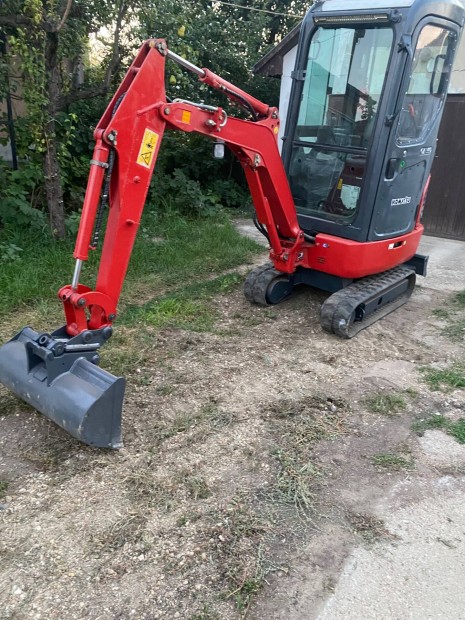 Komatsu pc14r