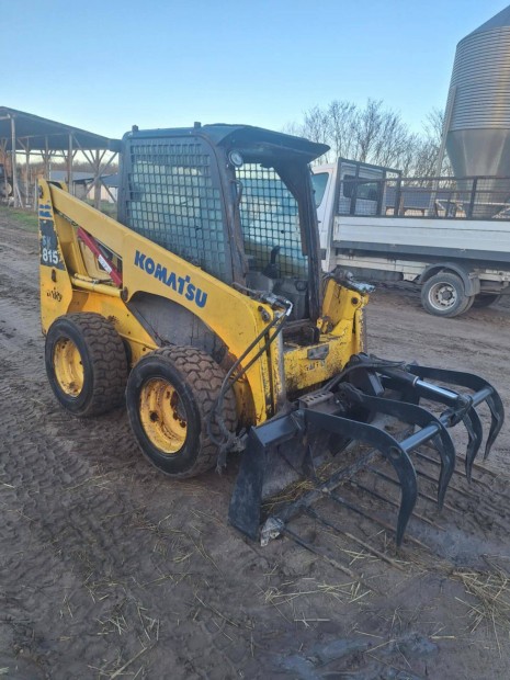 Komatsu sk815