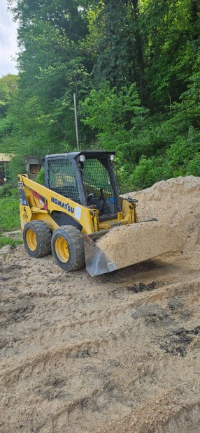 Komatsu sk815 munkagp