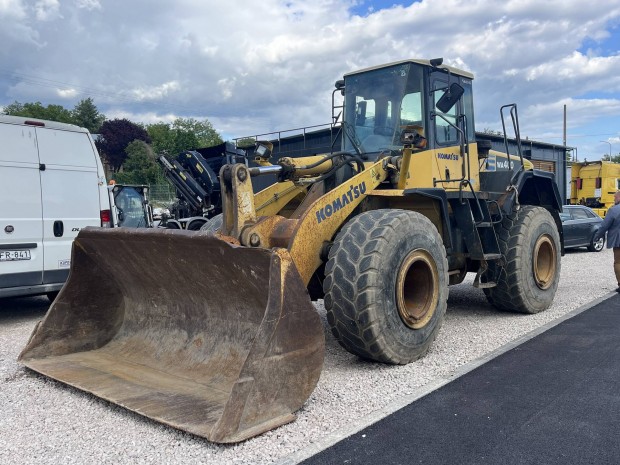 Komatsu wa 400 Homlokrakod elad 