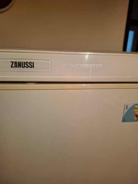 Kombi h�t� elad�