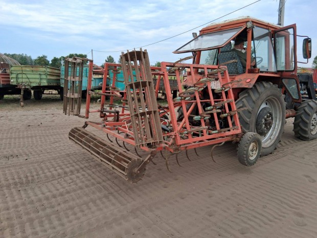 Kombinátor 440 cm széles nagy rugóskapás hidraulikus csukás