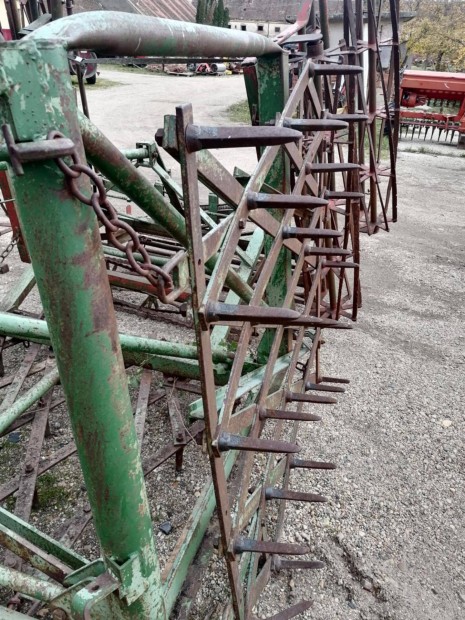 Kombinátor 4,2 méteres nehézfogasokkal