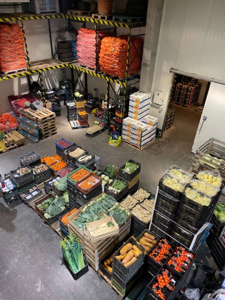 Komissi�z� , �ru�sszek�sz�t� 520.000.ft /h�