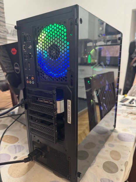 Komplett PC Konfiguráció AMD Ryzen 3 1200 Quad-Core Nvidia Geforce Rtx