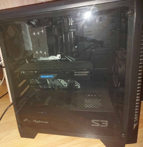 Komplett PC elad! i5 9400f gtx 1660 super (Minsgi alkatrszek)