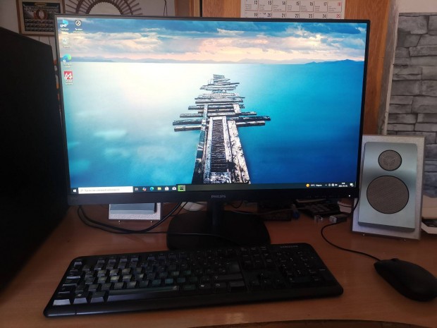 Komplett asztali PC eladó