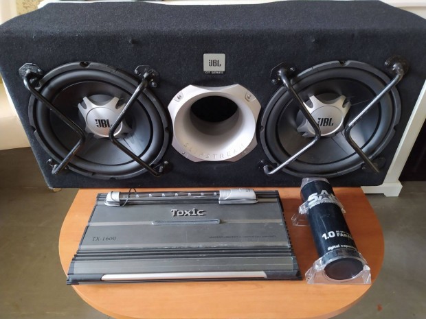 Komplett autóhifi szett JBL GT5-2402BR + erősítő + kondenzátor