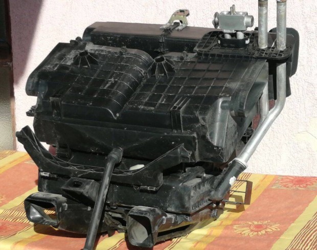 Komplett belső hűtő, fűtő egység. Peugeot 806, Citroen Evasion, Fiat U