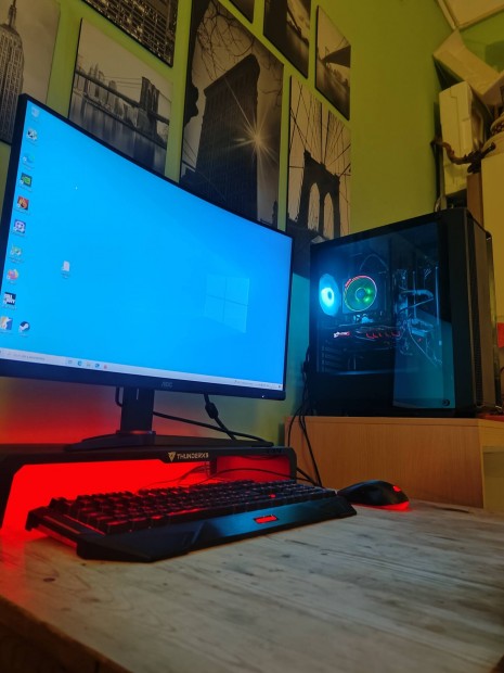 Komplett gamer pc, 1070Ti 8gb, 32gb ram, ryzen 7 2700x