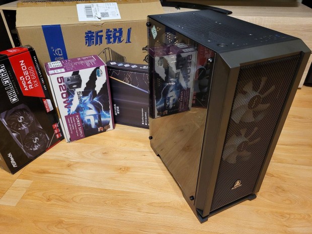 Komplett gaming pc: 2667v4/32gb ddr4/rx6600 8Gb/512gb M2/520w bronze+