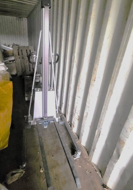 Könnyű elektromos emelésű kézi targonca 150kg Silverston 6952