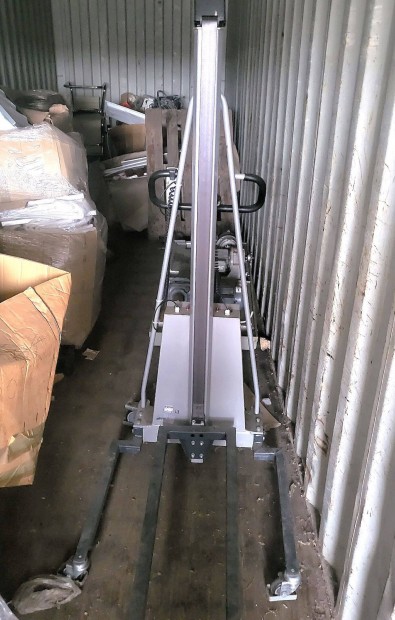 K�nny� elektromos emel�s� k�zi targonca 150kg Silverston 6952