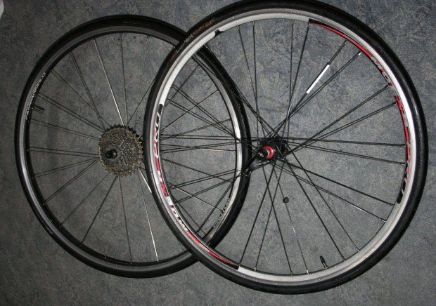 Knny orszgti versenykerekek. Ambrosio s Campagnolo