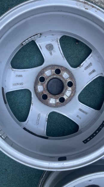 K�nny�f�m felni