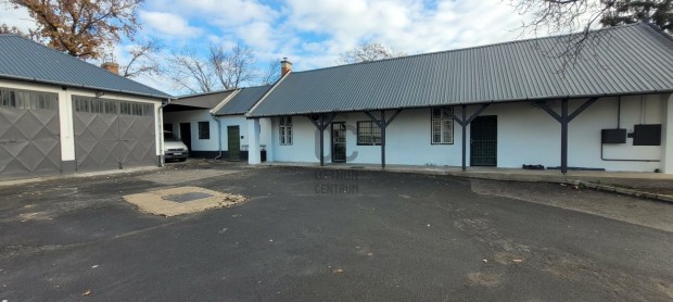 K�nt�skertben kiad� telephely/ �zlet/iroda